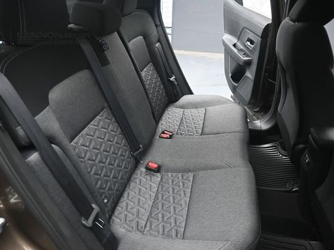 New 2026 Nissan Kicks SV w/ SV Premium Package FWD image 18
