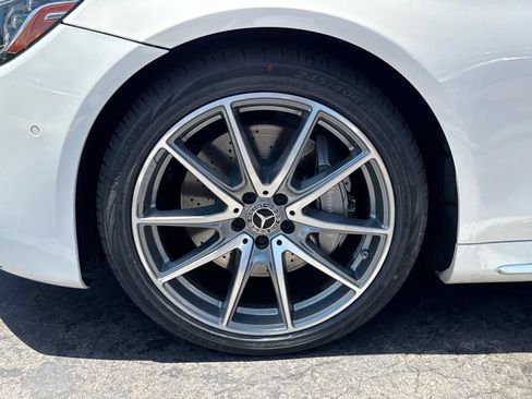 Used 2019 Mercedes-Benz S 560 Sedan image 3