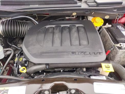 Used 2019 Dodge Grand Caravan GT image 24