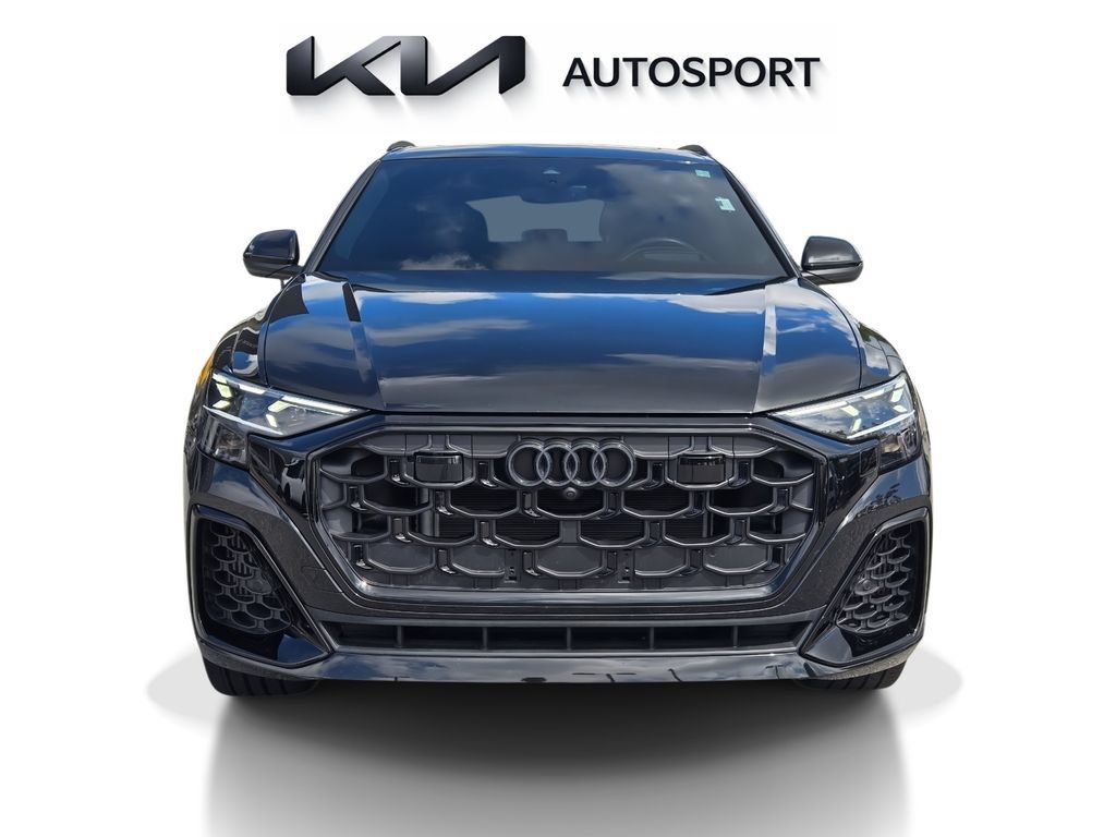 Used 2025 Audi Q8 Prestige AWD/4WD image 2
