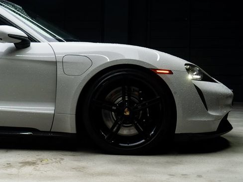 Used 2022 Porsche Taycan Turbo w/ Performance Package AWD/4WD image 9