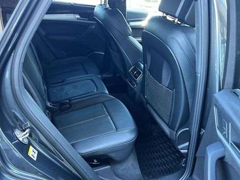 Used 2018 Audi SQ5 Premium Plus image 37