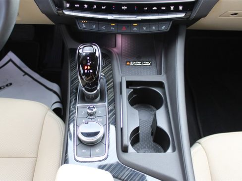 Used 2025 Cadillac CT5 Premium Luxury image 15