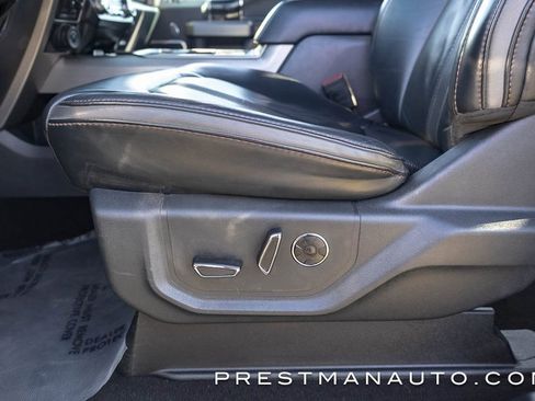 Used 2022 Ford F350 Platinum w/ FX4 Off-Road Package image 27