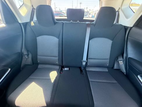 Used 2025 Kia Soul LX w/ LX Technology Package FWD image 35
