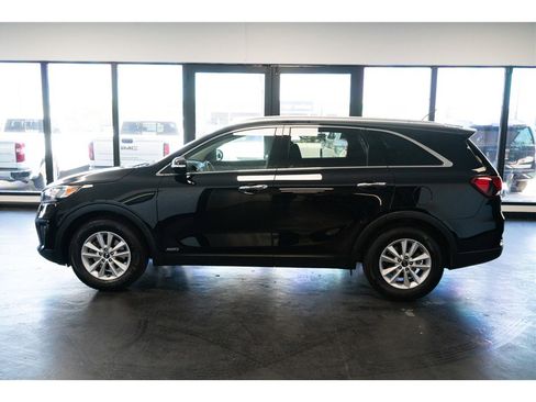 Used 2020 Kia Sorento LX w/ LX I4 Convenience Package AWD/4WD image 4