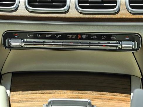 Certified 2026 Mercedes-Benz GLE 350 4MATIC image 19