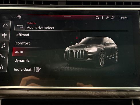 Used 2023 Audi Q7 3.0T Premium Plus w/ Premium Plus Package AWD/4WD image 29