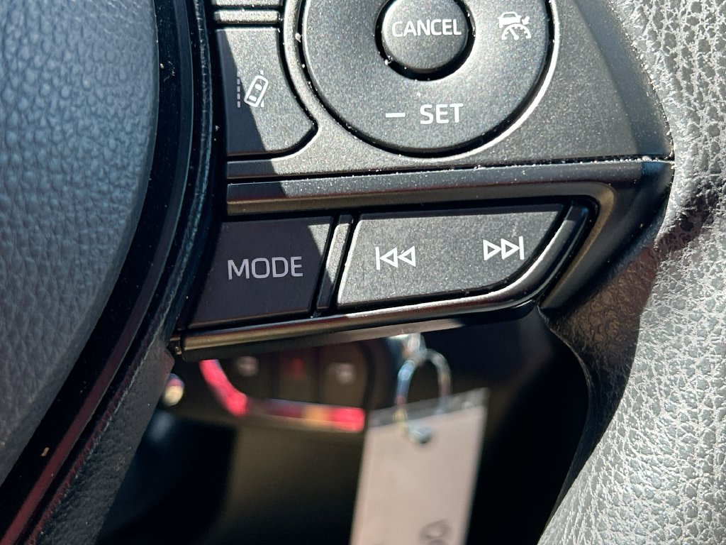 Certified 2025 Toyota RAV4 LE AWD/4WD image 16