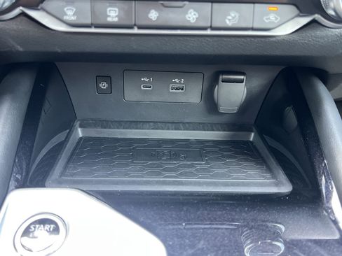 Certified 2024 Nissan Altima 2.5 SL AWD/4WD image 8