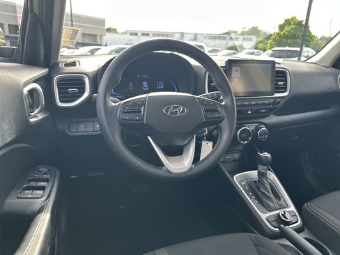 Used 2023 Hyundai Venue SEL w/ Cargo Package FWD image 26