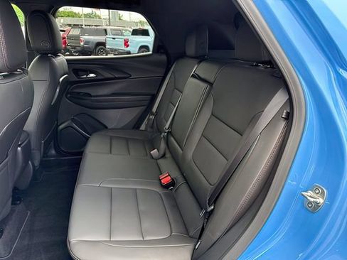 Used 2024 Chevrolet TrailBlazer RS FWD image 22