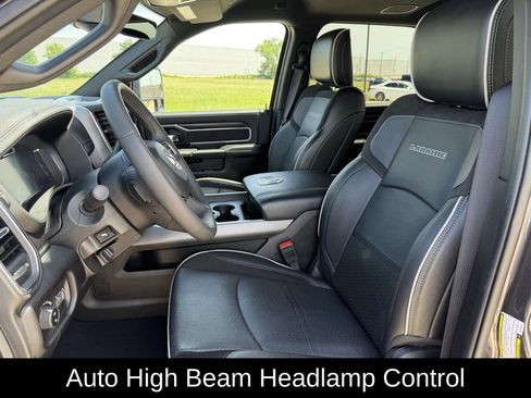Used 2025 RAM 2500 Laramie w/ Sport Appearance Package AWD/4WD image 32