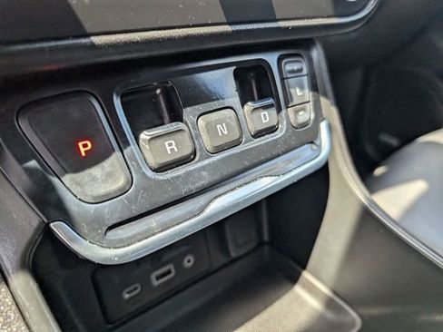 Used 2018 GMC Terrain Denali w/ Advanced Safety Package AWD/4WD image 21