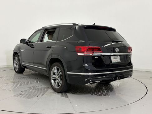 Used 2018 Volkswagen Atlas SEL w/ R-Line Package FWD image 3