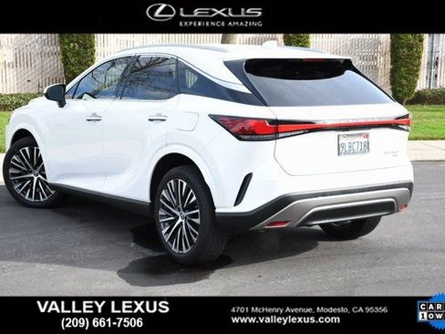 Used 2024 Lexus RX 350 Premium Plus w/ Convenience Package image 4