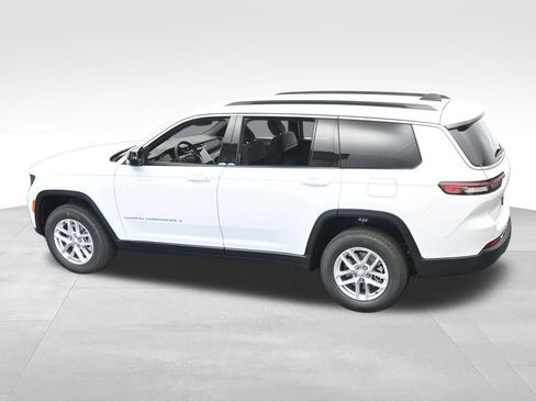 Used 2024 Jeep Grand Cherokee L Laredo w/ Luxury Tech Group I image 41