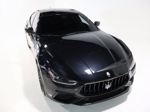 Used 2022 Maserati Ghibli Modena Q4 image 27
