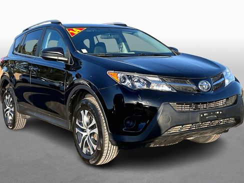 Used 2014 Toyota RAV4 LE image 10