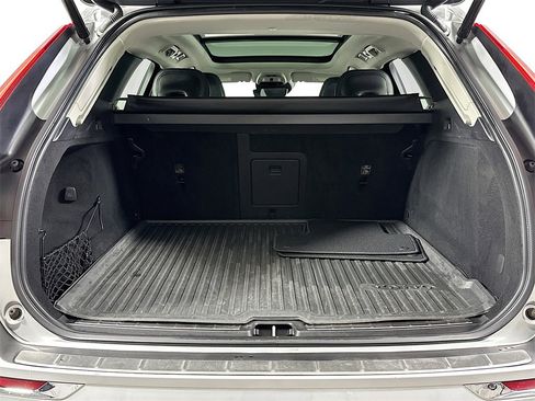 Used 2020 Volvo XC60 T5 Inscription w/ Protection Package Premier image 16