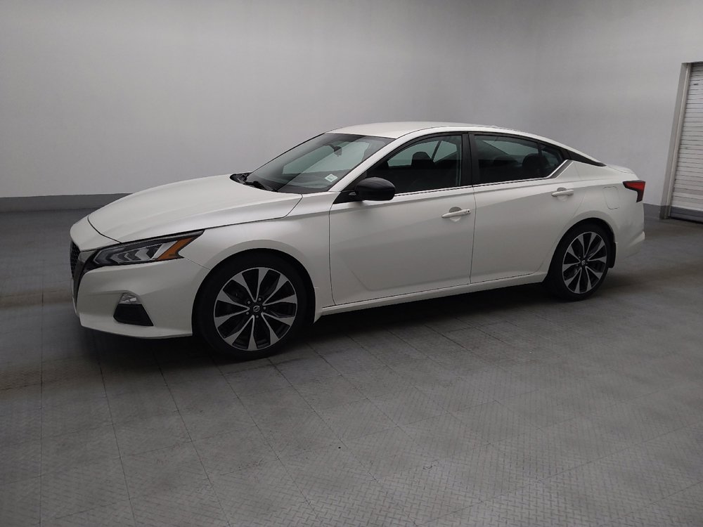 Used 2019 Nissan Altima 2.5 SR FWD image 2