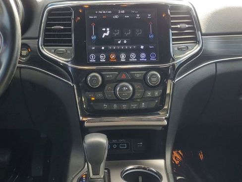 Used 2019 Jeep Grand Cherokee Limited image 33