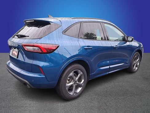 Used 2023 Ford Escape ST-Line w/ Tech Pack #1 AWD/4WD image 4