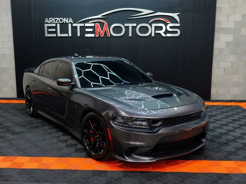 Used 2017 Dodge Charger SRT Hellcat w/ Harman/Kardon Audio Group image 2