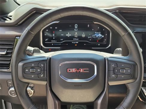 Used 2024 GMC Sierra 1500 AT4 w/ Technology Package image 31