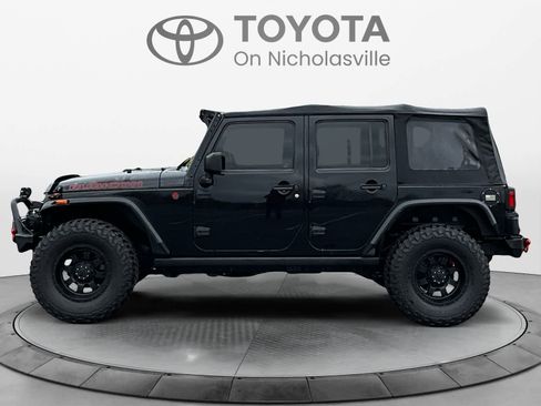 Used 2015 Jeep Wrangler Unlimited Rubicon w/ Connectivity Group image 3