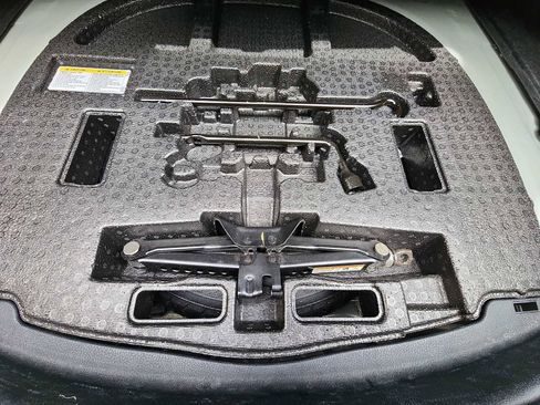 Used 2023 Toyota Camry LE image 24