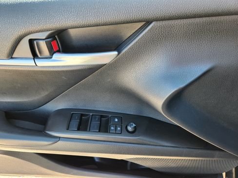 Used 2024 Toyota Camry SE w/ Convenience Package FWD image 16