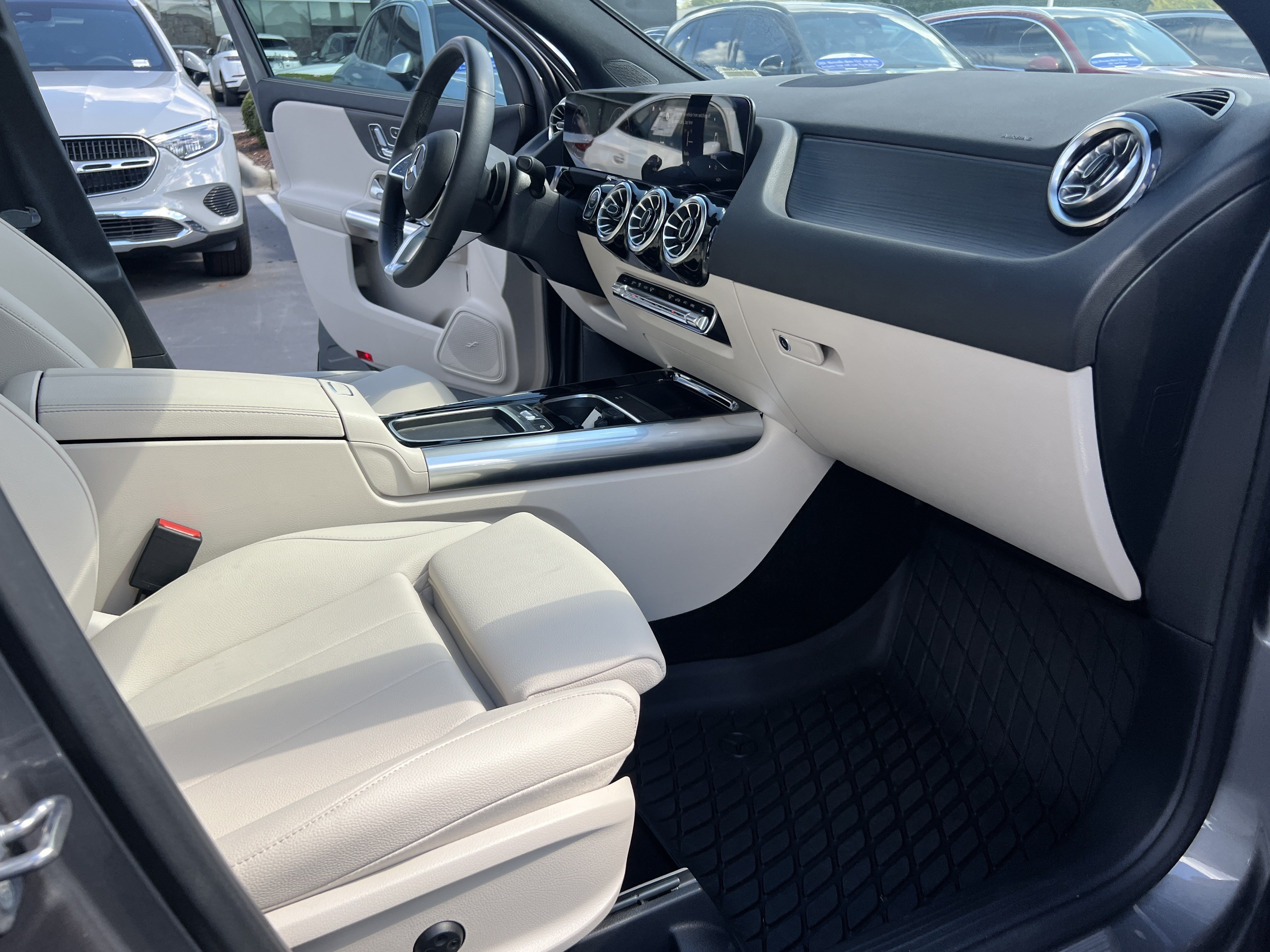 Certified 2026 Mercedes-Benz GLA 250 image 35