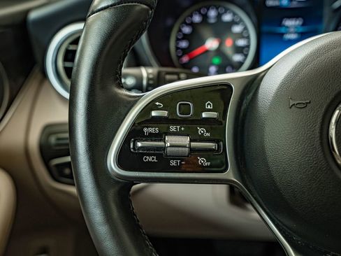 Certified 2022 Mercedes-Benz GLC 300 4MATIC image 19
