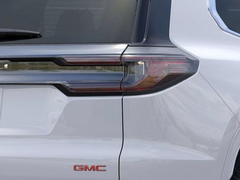 New 2026 GMC Acadia Denali w/ Super Cruise Package AWD/4WD image 11