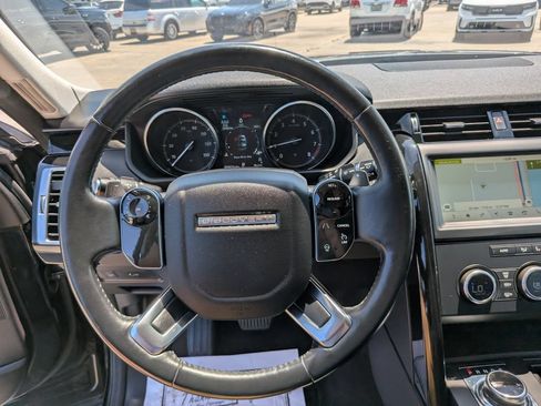 Used 2019 Land Rover Discovery SE AWD/4WD image 30