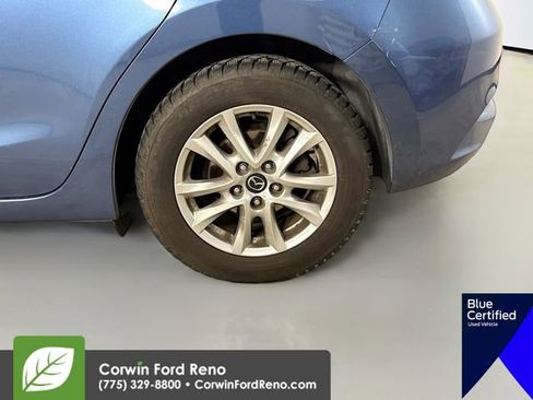 Used 2017 MAZDA MAZDA3 Sport image 31