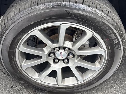 Certified 2021 GMC Canyon Denali image 31