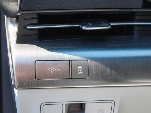Certified 2024 Hyundai Kona SE FWD image 29