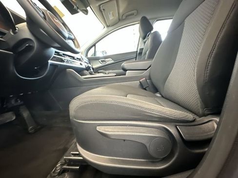 Certified 2023 Kia Sportage LX image 16