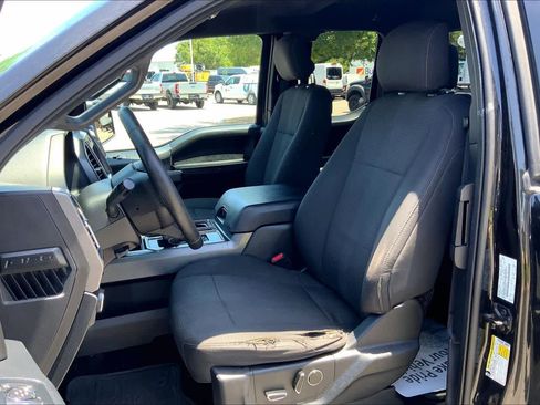 Used 2015 Ford F150 XLT w/ Equipment Group 302A Luxury AWD/4WD image 8