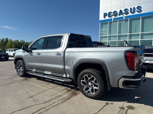 Used 2025 GMC Sierra 1500 SLT RWD image 3