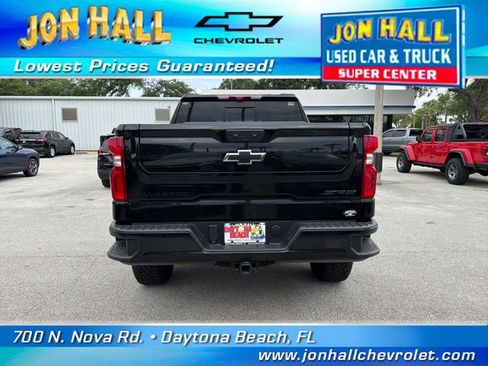 Used 2025 Chevrolet Silverado 1500 ZR2 w/ Technology Package AWD/4WD image 9