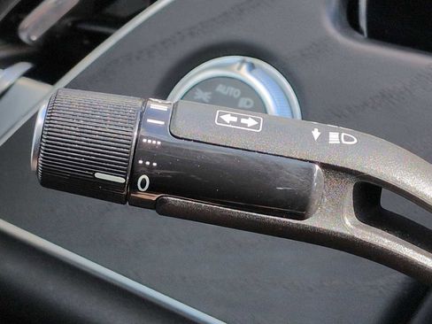 Used 2024 Mercedes-Benz E 350 4MATIC Sedan image 27