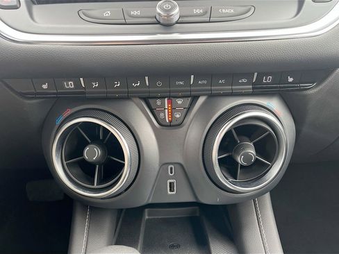 Used 2023 Chevrolet Blazer LT w/ Convenience Package image 15