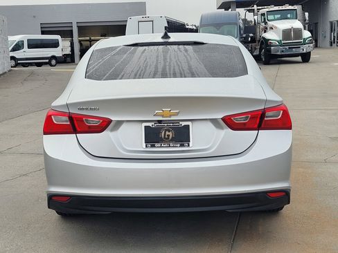 Used 2018 Chevrolet Malibu LS image 5