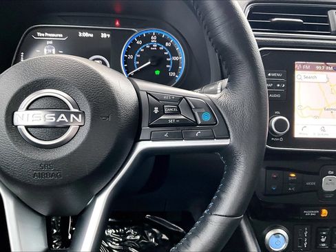 Used 2024 Nissan Leaf SV Plus image 11