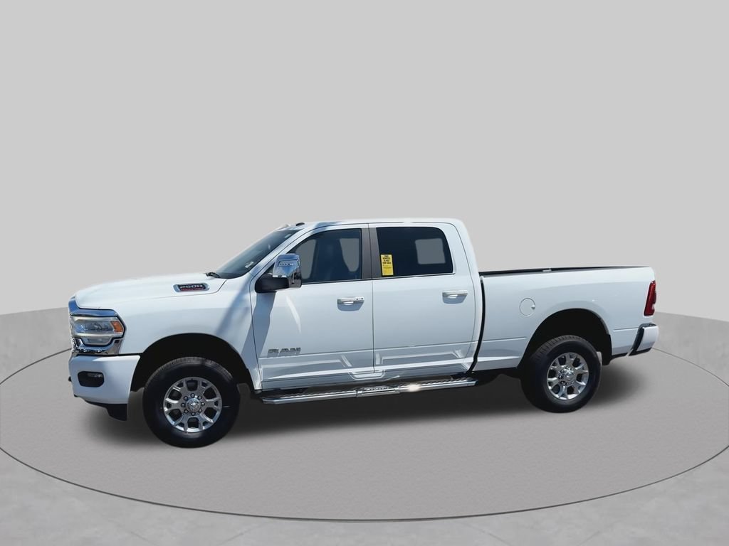 Used 2024 RAM 2500 Laramie AWD/4WD image 4