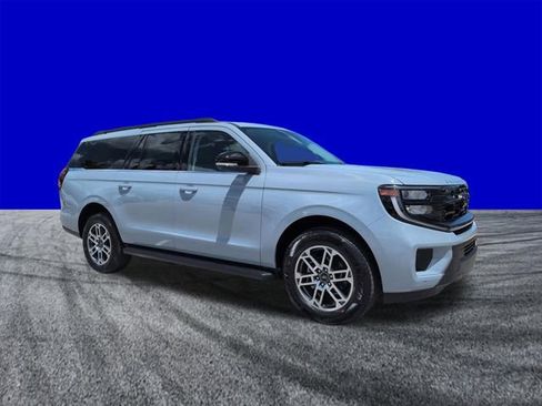 New 2026 Ford Expedition Max Active RWD image 2
