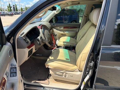 Used 2008 Lexus GX 470 AWD/4WD image 2